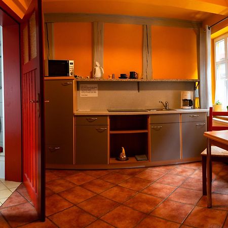 Fachwerkhotel - Ferienhaeuser Vorhof Zur Hoelle Quedlinburg Luaran gambar
