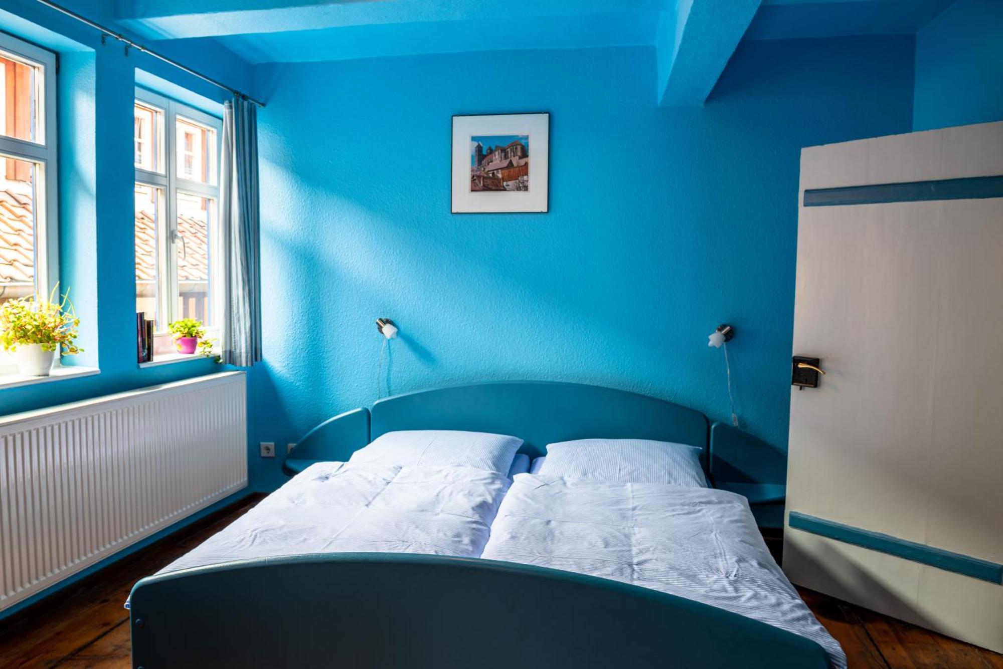 Fachwerkhotel - Ferienhaeuser Vorhof Zur Hoelle Quedlinburg Luaran gambar