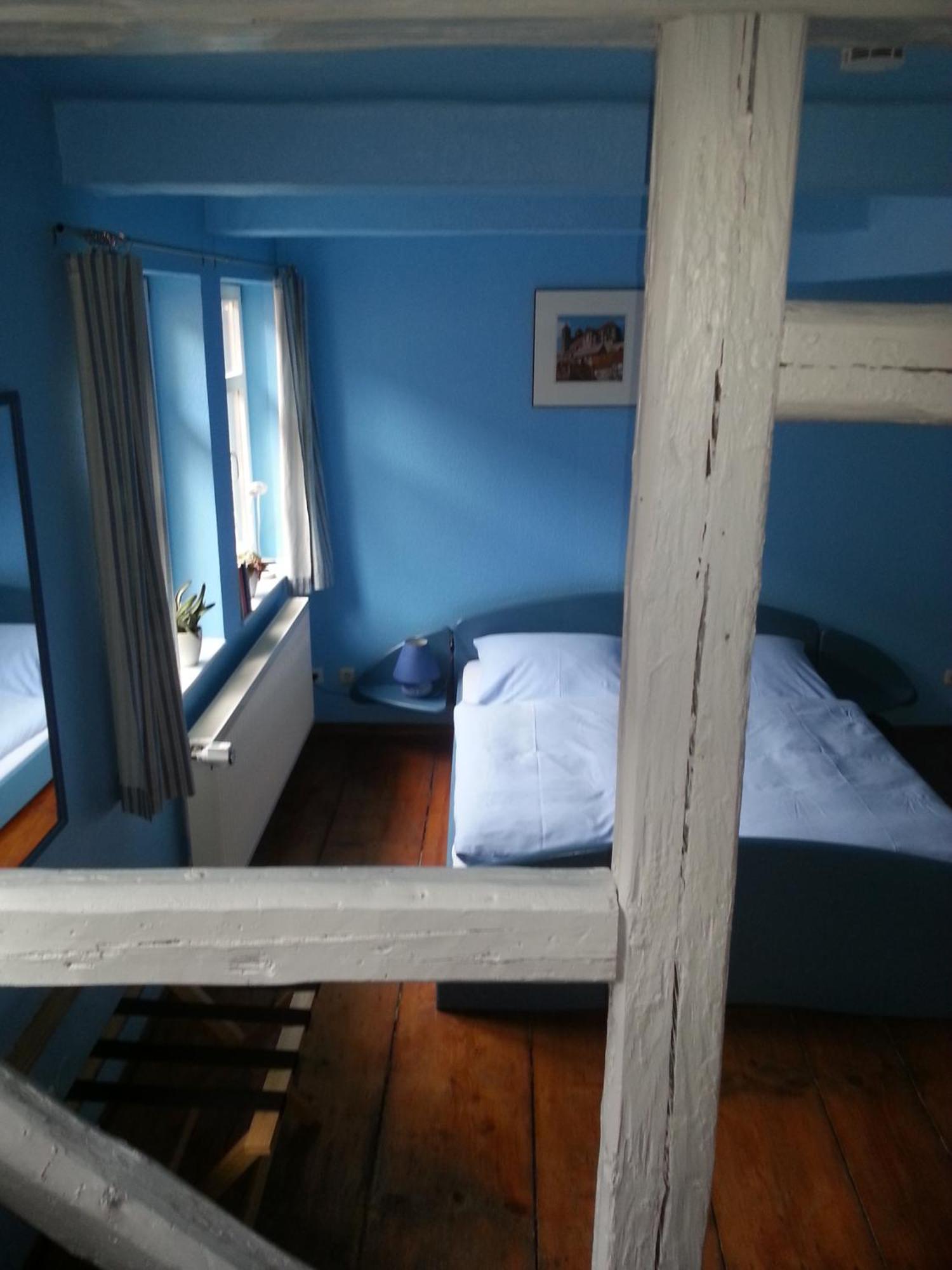 Fachwerkhotel - Ferienhaeuser Vorhof Zur Hoelle Quedlinburg Luaran gambar