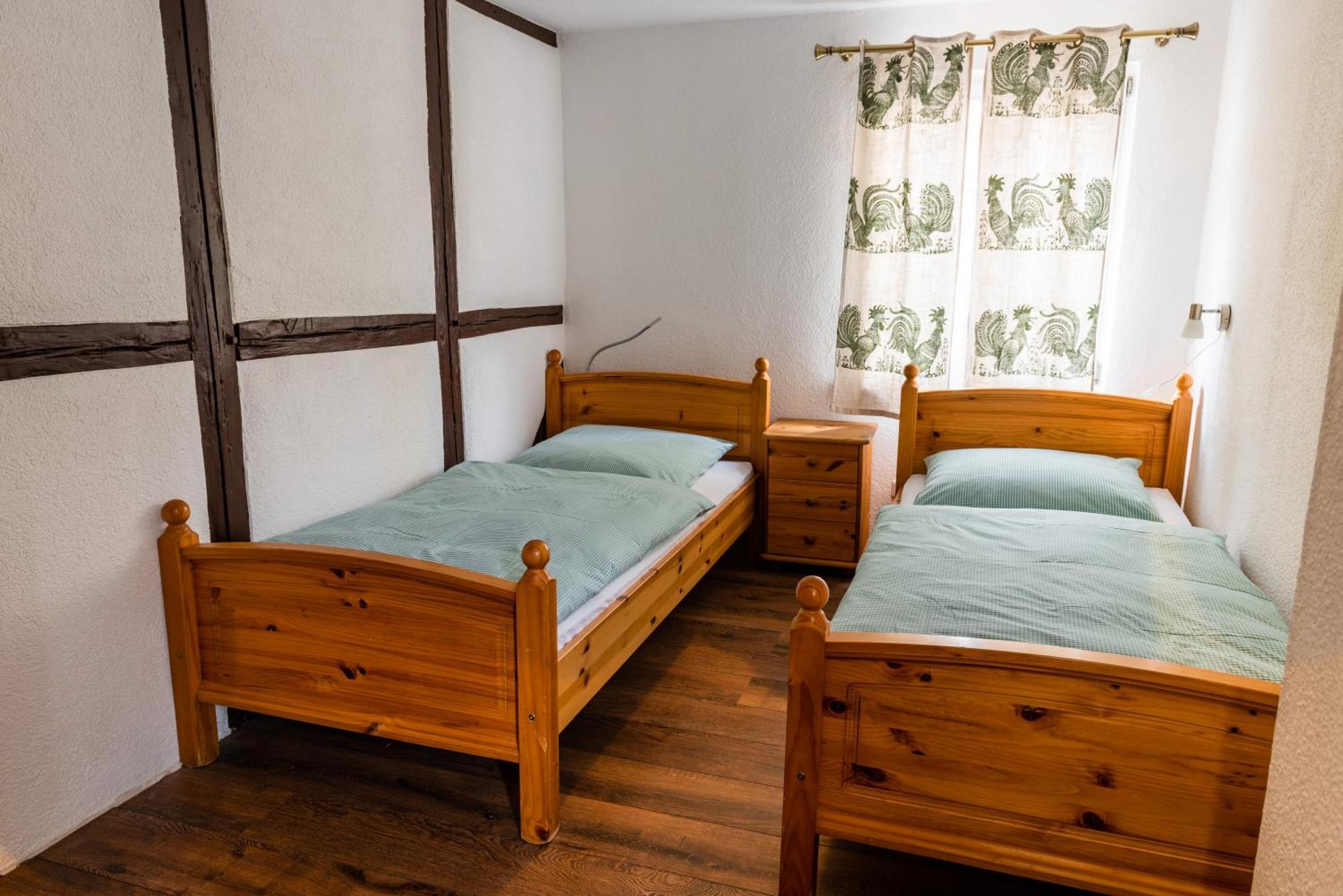 Fachwerkhotel - Ferienhaeuser Vorhof Zur Hoelle Quedlinburg Luaran gambar