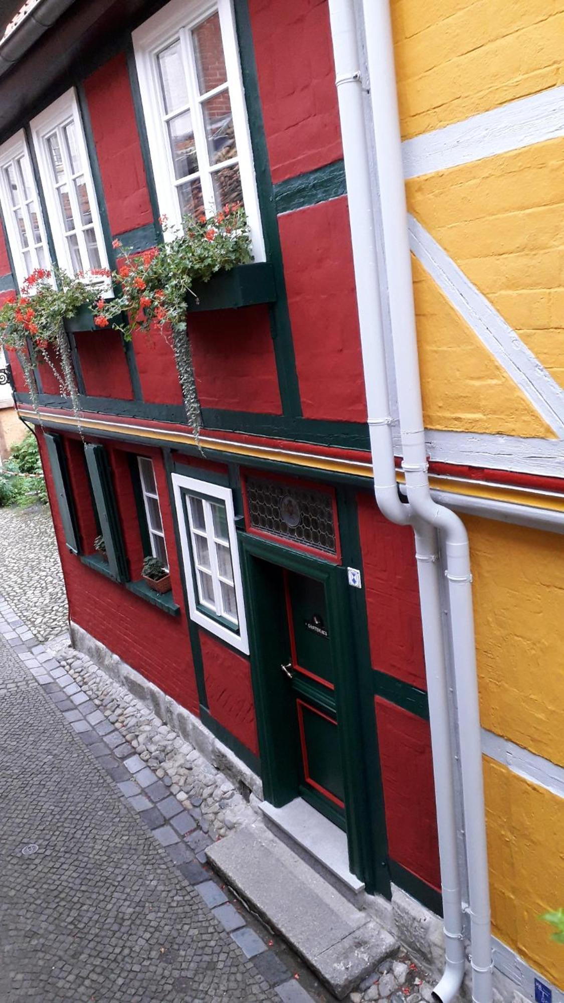 Fachwerkhotel - Ferienhaeuser Vorhof Zur Hoelle Quedlinburg Luaran gambar