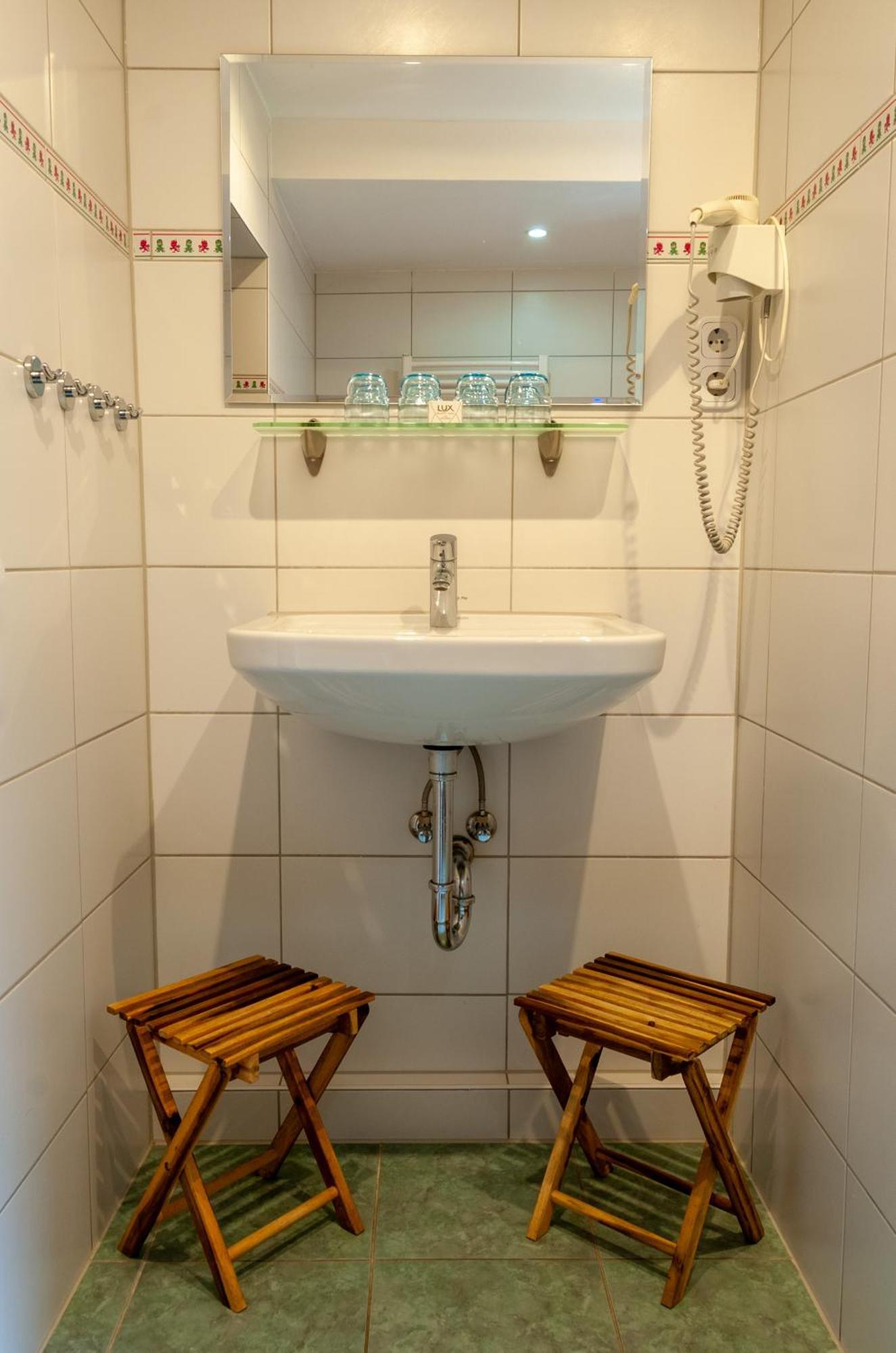Fachwerkhotel - Ferienhaeuser Vorhof Zur Hoelle Quedlinburg Luaran gambar