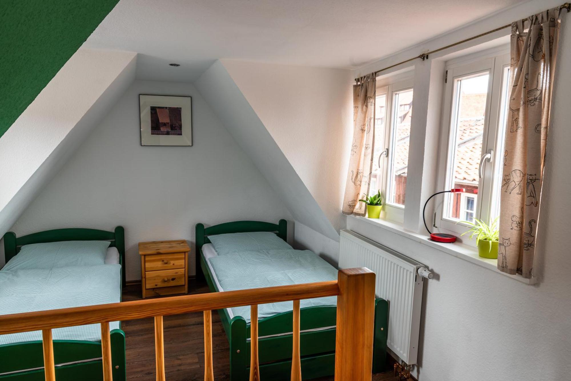 Fachwerkhotel - Ferienhaeuser Vorhof Zur Hoelle Quedlinburg Luaran gambar