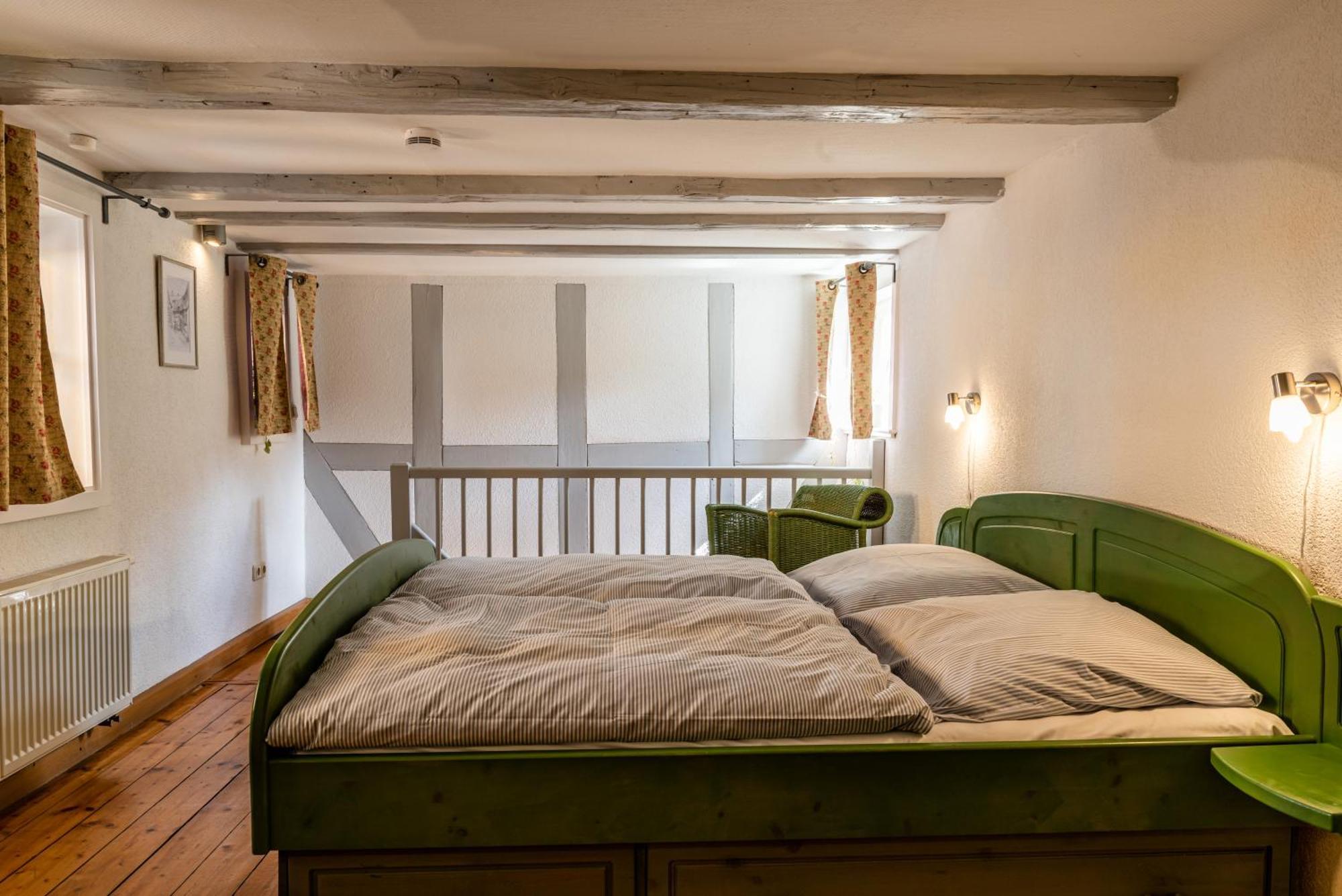 Fachwerkhotel - Ferienhaeuser Vorhof Zur Hoelle Quedlinburg Luaran gambar
